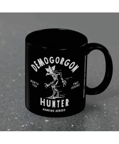 Stranger Things 5 Demogorgon Hunter - czarny kubek