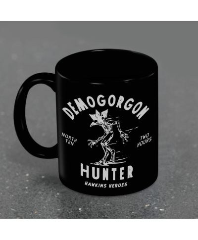 Stranger Things 5 Demogorgon Hunter - czarny kubek