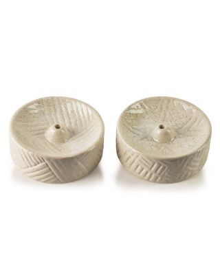 Komplet 2 podstawek na kadzidło 7x7x3cm beżowe