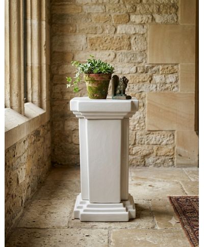 EVAM WHITE Postument 29x29x54,5cm