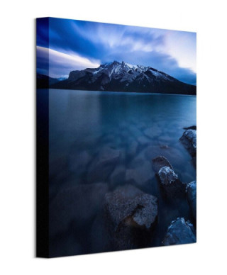 Lake Minnewanka, Canada - obraz na płótnie