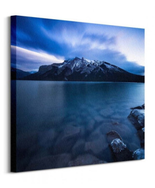 Lake Minnewanka, Canada - obraz na płótnie