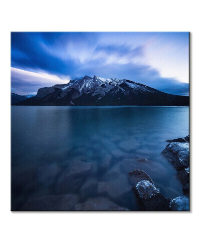 Lake Minnewanka, Canada - obraz na płótnie