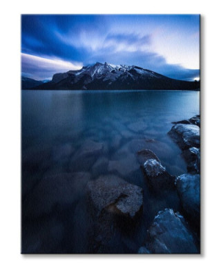 Lake Minnewanka, Canada - obraz na płótnie