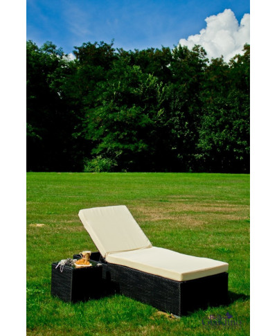 Łóżko - Leżak ogrodowy ze stolikiem - AMATO - Technorattan