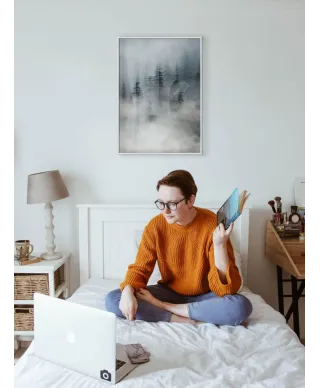 Zamglony las - plakat