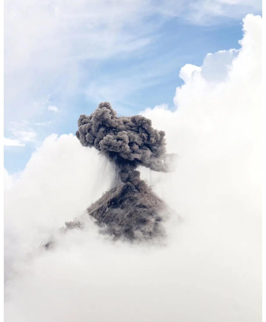 Erupcja Wulkanu - plakat