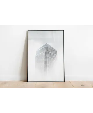 Wieżowiec we mgle - plakat