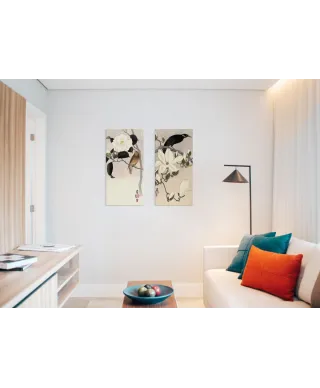 Songbird and Flowering Camellia - obraz na płótnie