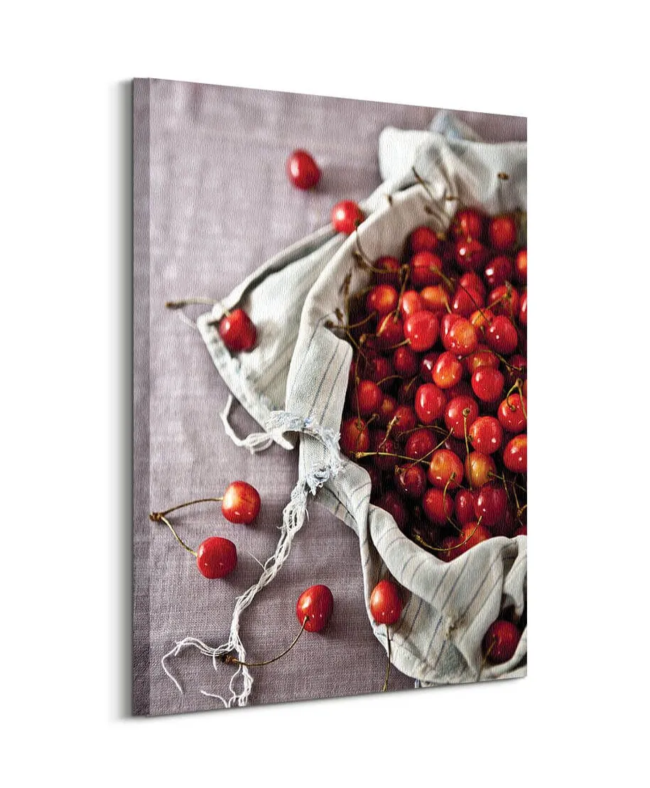 Kosz pełen wiśni - obraz na płótnie