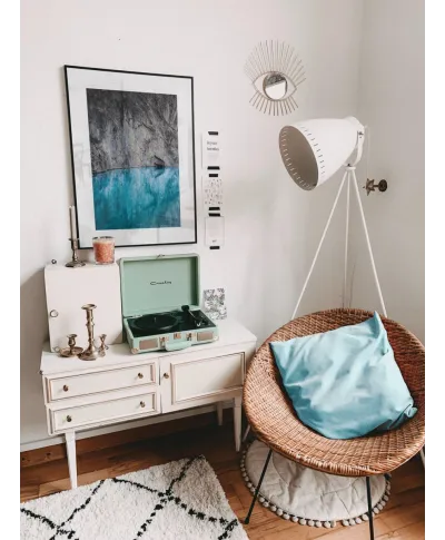 Klif nad jeziorem - reprodukcja