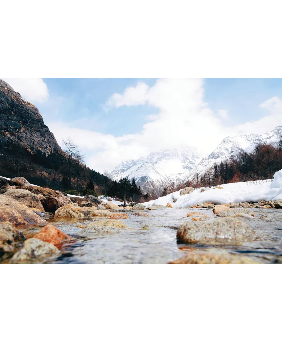 Górski strumyk - fototapeta