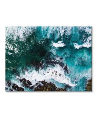 Fale uderzające o skały - Obraz na płótnie