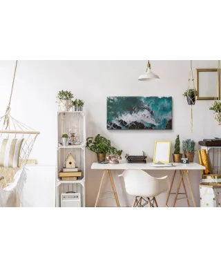 Fale uderzające o skały - obraz na płótnie