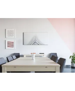 Budynek we mgle - obraz na płótnie