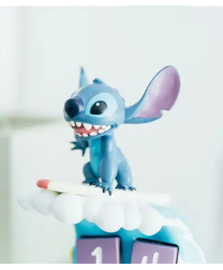 Stitch Surfer - kalendarz wieczny