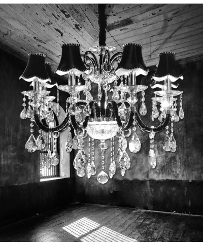 KLASYCZNY ŻYRANDOL KRYSZTAŁOWY CZARNY DENICA W8