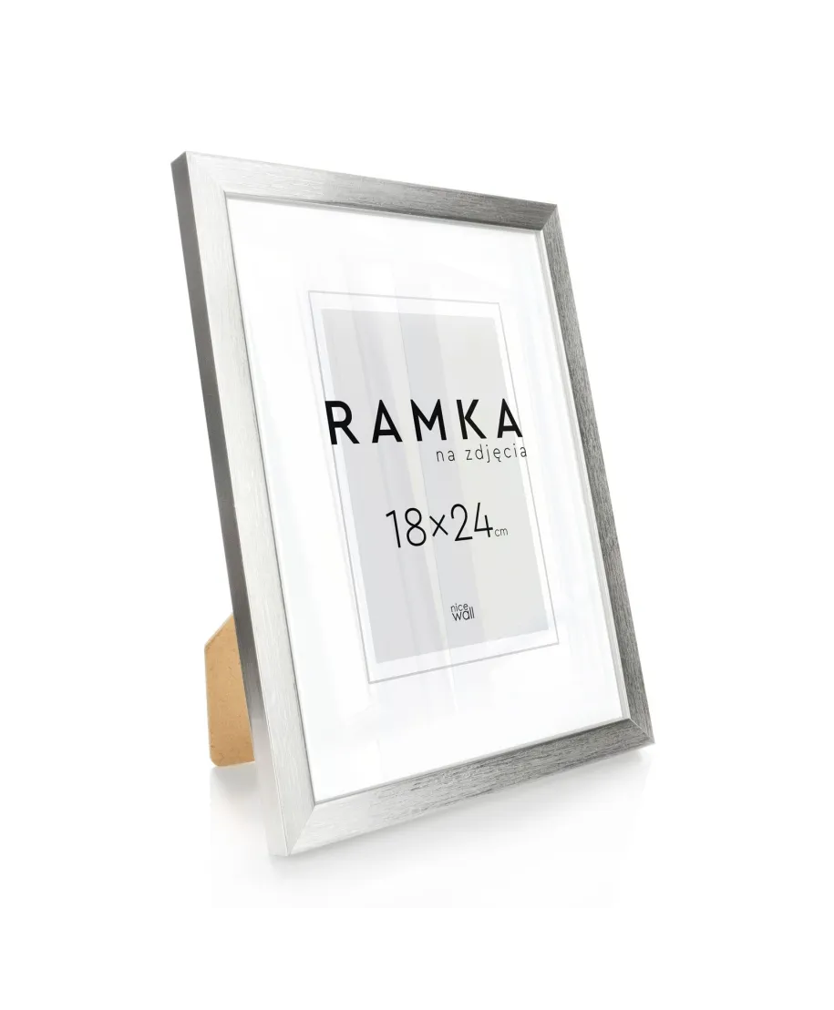 Ramka na zdjęcia 18x24 cm z podpórką Srebrna