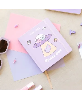 Pusheen Space Out - dziennik szkolny 2024/2025