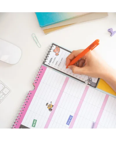 Disney Pixar Bohaterowie - planer ścienny 2025/2026