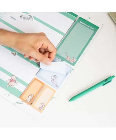 Kubuś Puchatek - planer ścienny 2025/2026 na magnes