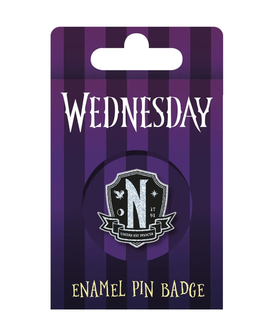 Wednesday Nevermore Shield - przypinka