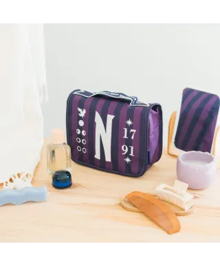 Wednesday - wisząca kosmetyczka