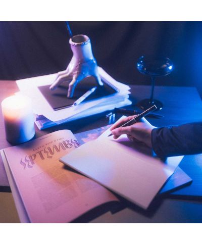 Wednesday Thing - pojemnik z przyborami