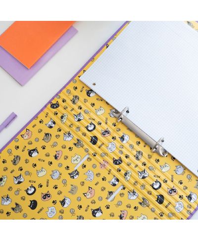 Meow Meow Weird Cats - segregator A4