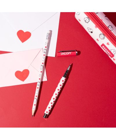 Snoopy Love Season - zestaw piórnika z długopisem i ołówkiem